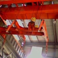 成都起重機(jī)磚廠專(zhuān)用起重機(jī)