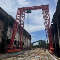 湖北省宜昌市五峰縣龍門吊，行吊，門式起重機